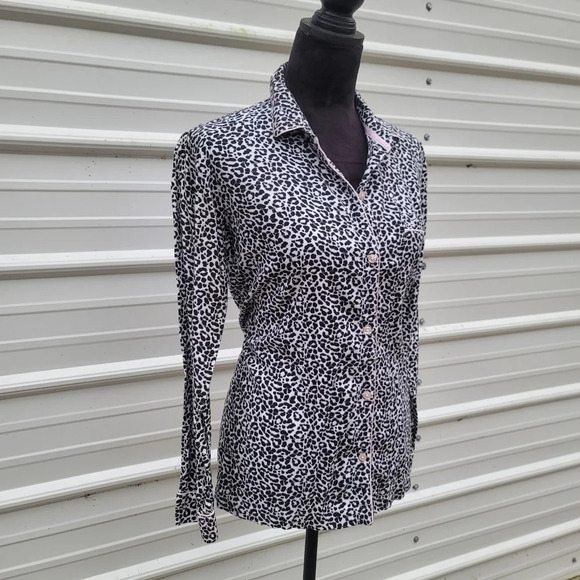 Victoria's Secret Sz S Black White Gray Leopard Button Front Pajama Top Long Slv - Picture 10 of 10